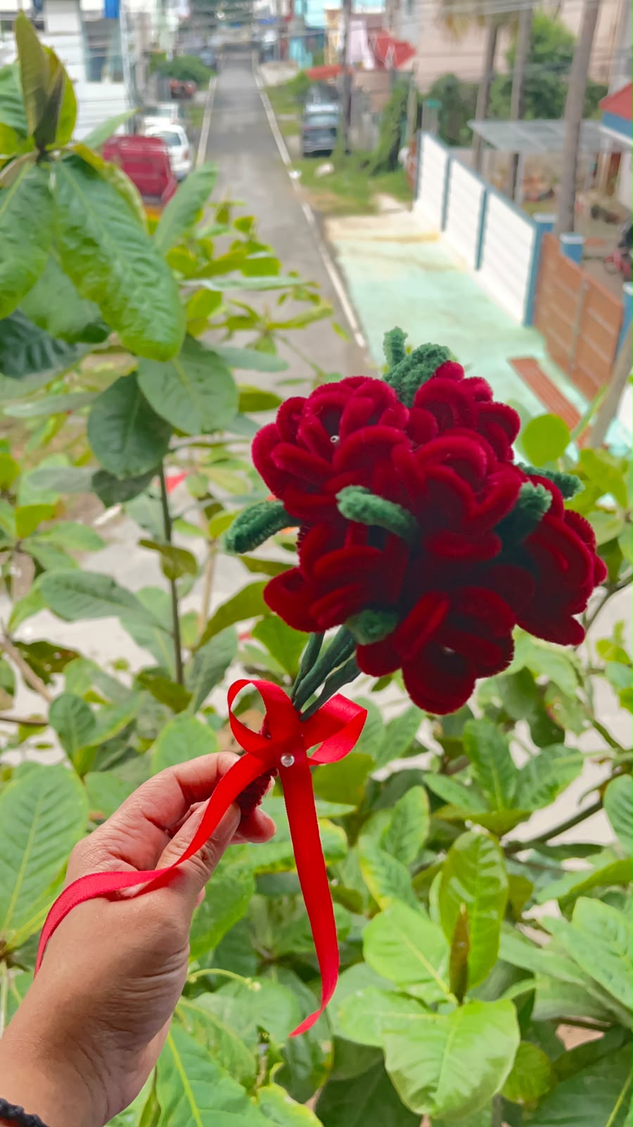 Handmade Velvet Rose Stem Bouquet (6-Rose Bunch)