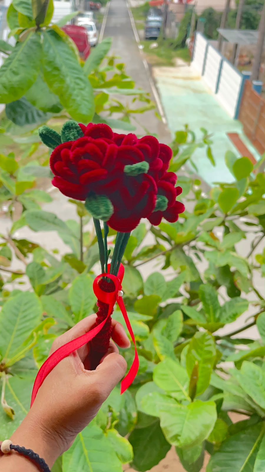 Handmade Velvet Rose Stem Bouquet (6-Rose Bunch)