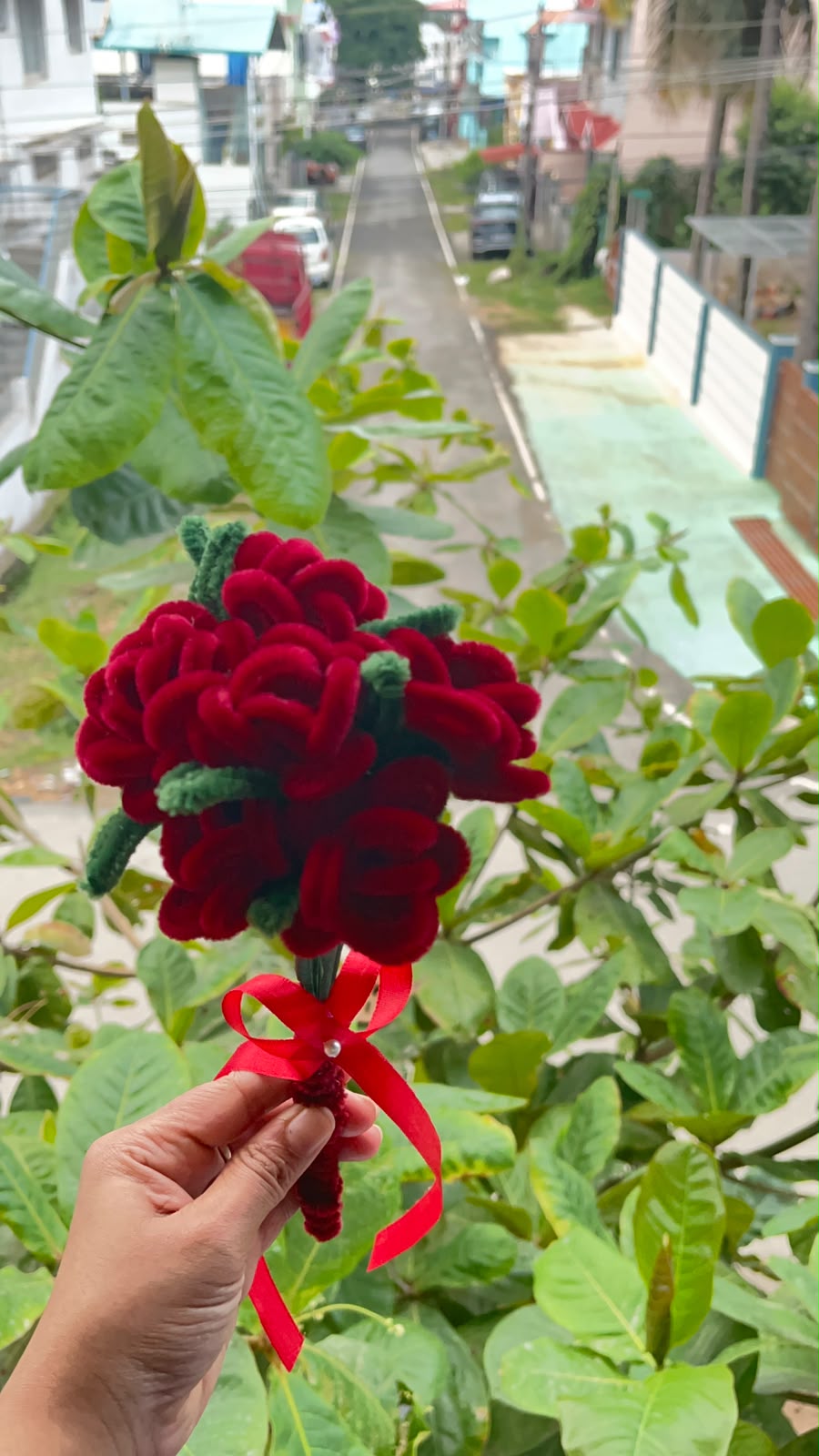 Handmade Velvet Rose Stem Bouquet (6-Rose Bunch)